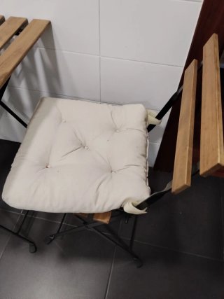 Mesa y 2 Sillas Plegables Madera y Metal