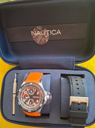 Reloj Nautica Hombre Naranja y Negro