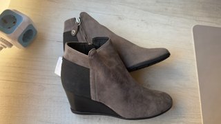 Botines Geox de Ante Color Topo