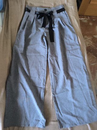 Pantalón Ancho Gris SHEIN Talla L