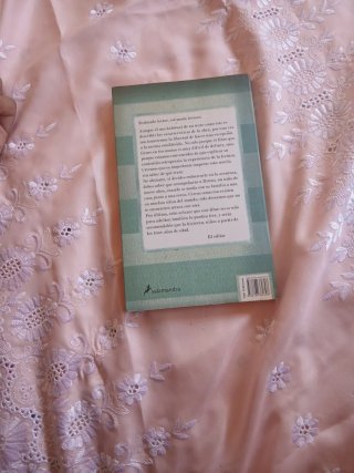 El niño con el pijama de rayas