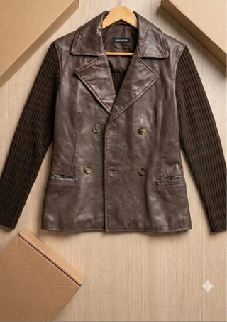 Chaqueta corta estilo gabardina combinada