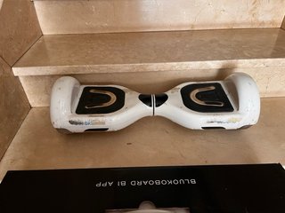 Hoverboard Patín Eléctrico con Kart