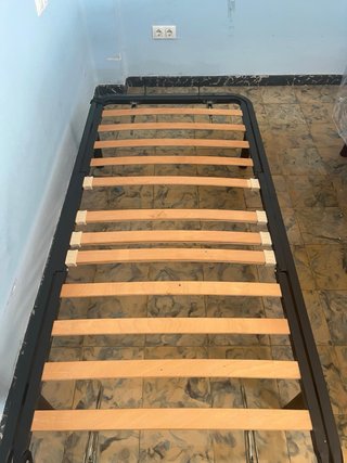 Somier de láminas metálico y madera