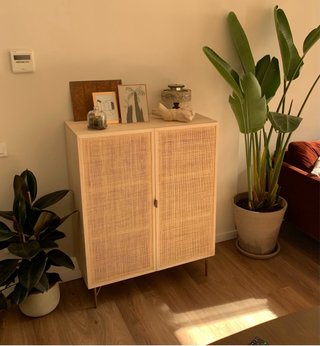 Aparador Maisons du Monde Rattan muy bonito.