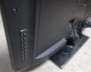 TELEVISOR LED NEGRO