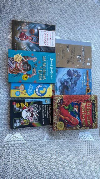 Libros infantiles varios.