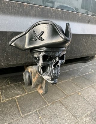 Cubre Bola de Remolque Calavera Pirata 3D (4x4)