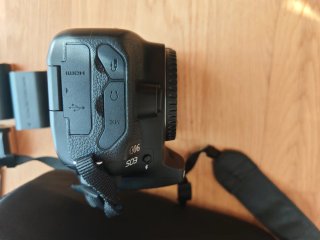Canon EOS 90D (¡Como Nueva! <1.500 disparos)