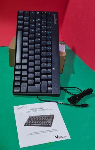 Teclado Mini Compacto Perixx 422 USB-C QWERTZ