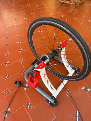 Rodillo Ciclismo Aleno + Ruedas Elite Aleno