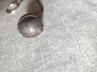 Llavero de Cuero con Forma de Bola