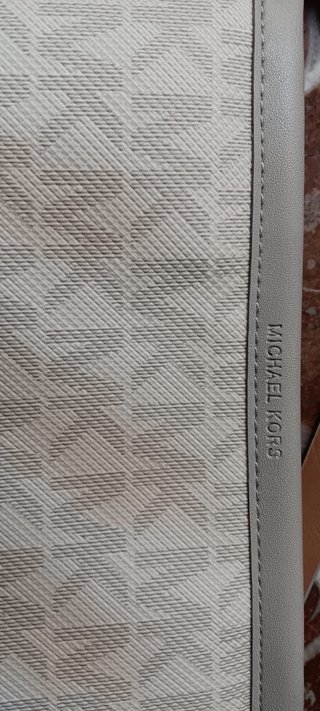 Riñonera Michael Kors Beige Logo MK Nueva