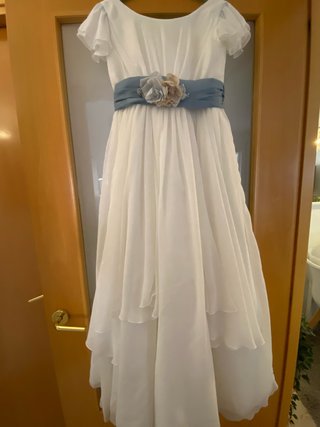 Vestido de Comunión Coconut Talla 115 + cancan
