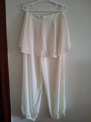 Pantalón falda beige