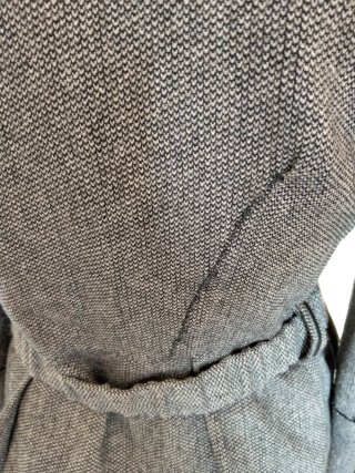 Chaqueta Gris Sfera con Cinturón