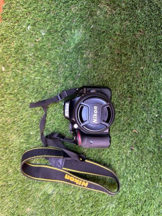 Nikon D5200 + Objetivo 18-55mm VR II