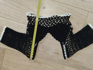 Top ganchillo negro y blanco hecho a mano