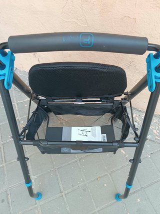 Andador Prim A150 con asiento y cesta