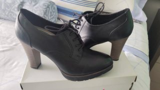 Zapatos de tacón negros talla 40