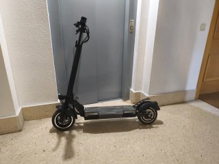 Patinete Eléctrico Negro SMARTGIRO