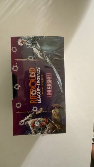 Caja Riftbound League of Legends Unleashed
