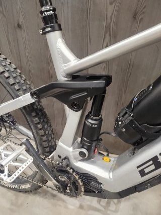 Bicicleta eléctrica Berria Mako HP8 Talla M