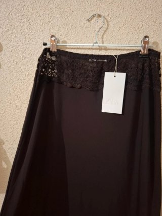 Falda Zara  encaje marrón