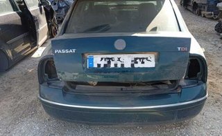 Paragolpes volkswagen passat berlina (3b3) 386955