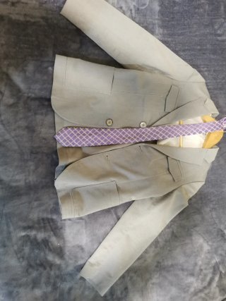 Americana Gris con Corbata