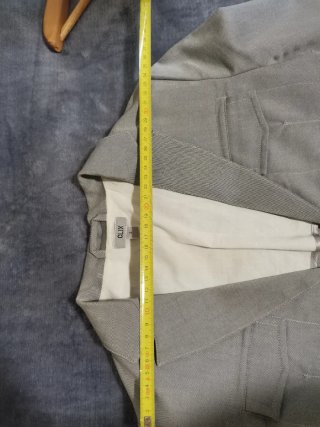 Americana Gris con Corbata