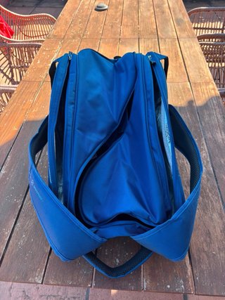 Paletero Bullpadel Ionic Azul Marino