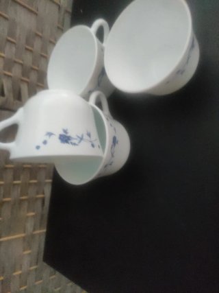 Tazas de porcelana para café con leche