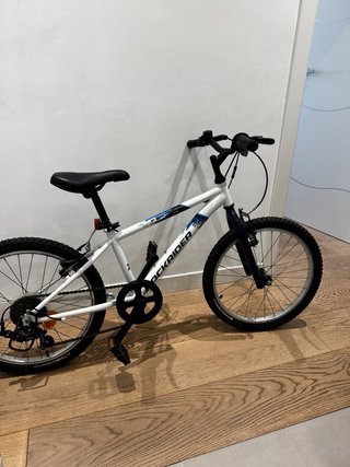 Bicicleta infantil Rockrider blanca