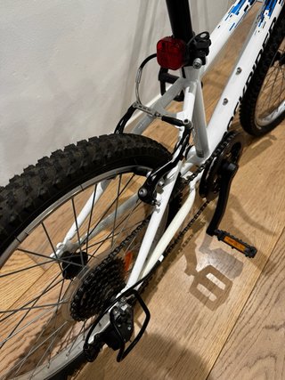 Bicicleta infantil Rockrider blanca