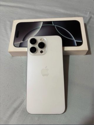 iPhone 16 Pro Max Blanco