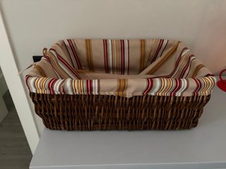 Cesta Mimbre con Funda Rayas