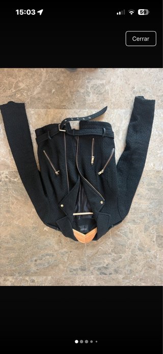 Chaqueta Guess Negra