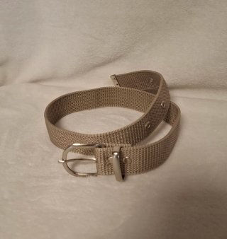 Cinturón beige oscuro