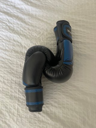 Guantes de boxeo DOONE con funda