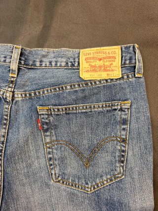 Vaqueros Levi's