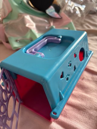 Gato de Juguete con Transportín