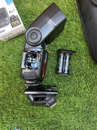 Flash Nissin Di700A + Air 1 Commander para Nikon