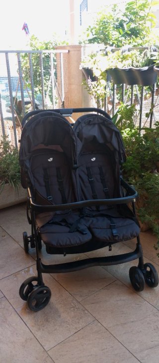 Carrito gemelar Joie gris