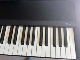 Piano Digital Korg B2