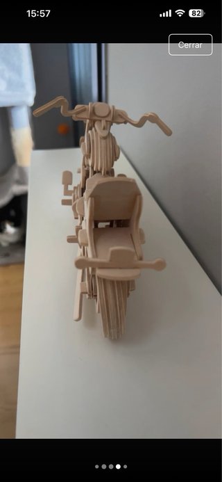 Maqueta de Moto en Madera