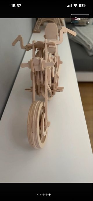 Maqueta de Moto en Madera