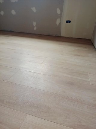 Se hacen reformas y trabajos de pintura y otros