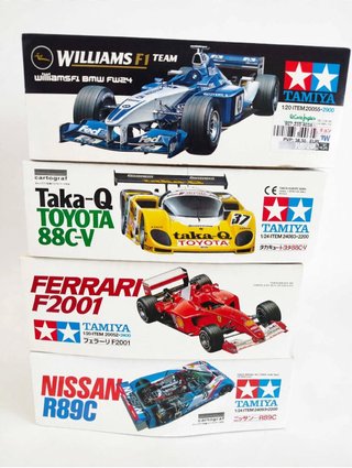 4 Maquetas Tamiya Coches de Carreras