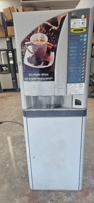Lote 7 máquinas vending necta